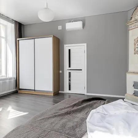 Inshiapartments On Popovycha Str *