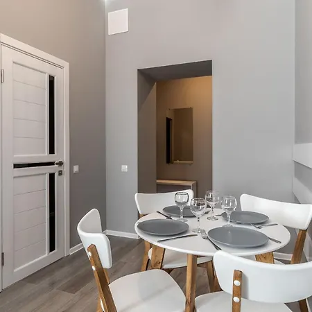 Inshiapartments On Popovycha Str *