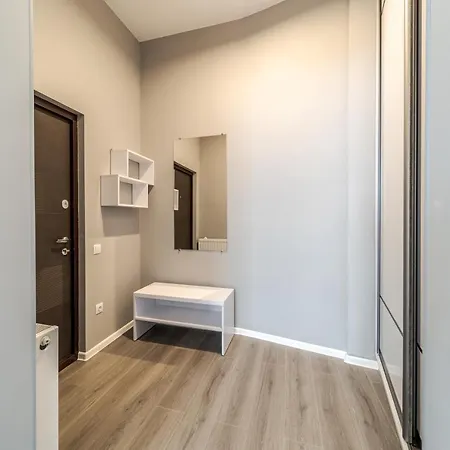 Apartment Inshiapartments On Popovycha Str *